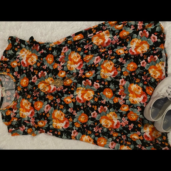 Plus size 2x woman’s bundle - Picture 7 of 14